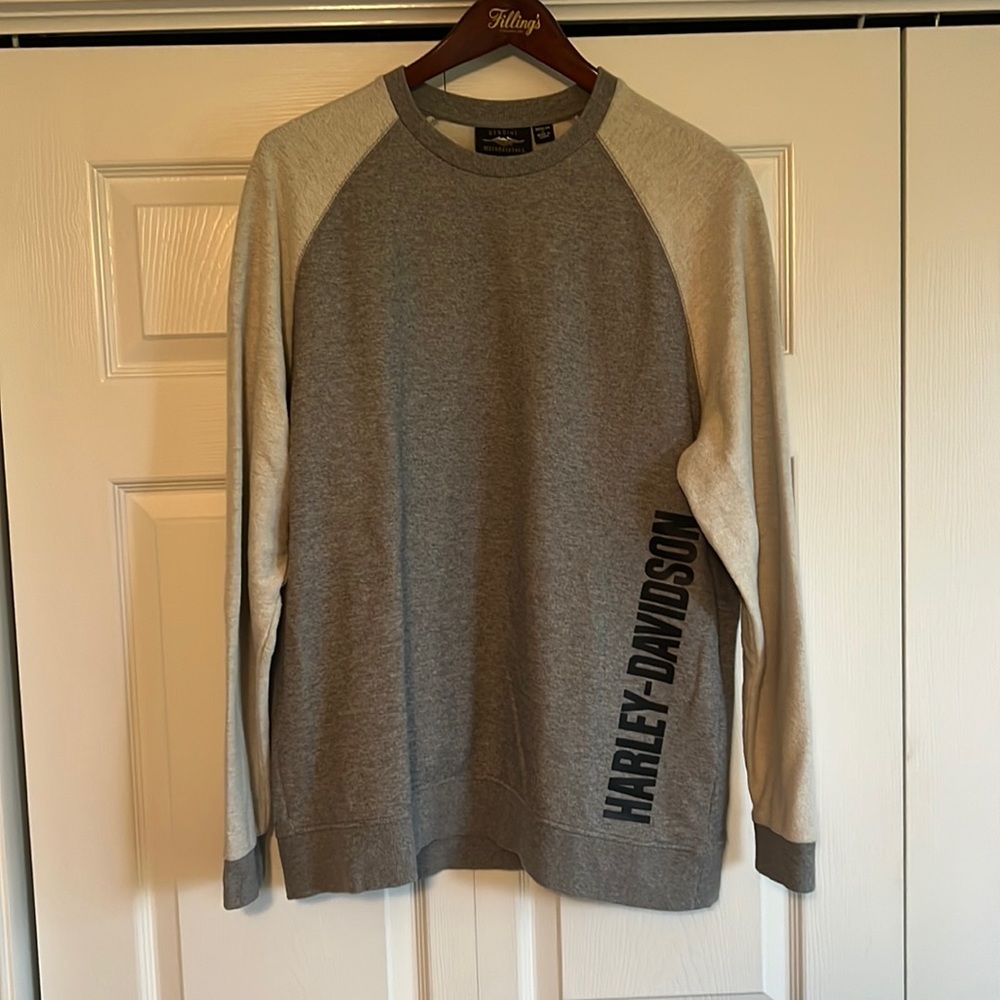 Large Harley Davidson sweatshirt